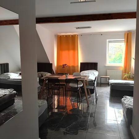 홈스테이 Wynajem Macierzysz 모리